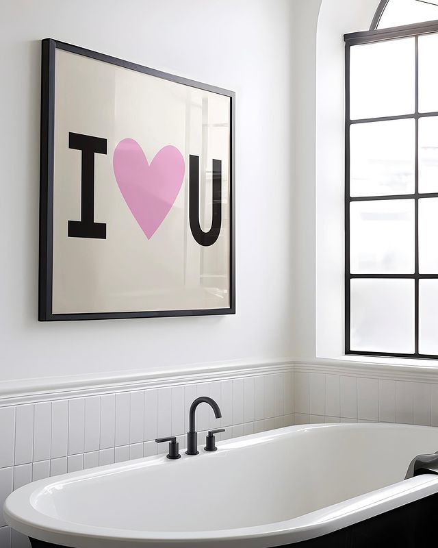 Stylish A4 Bathroom Prints: Small Details, Big Impact for Your Space