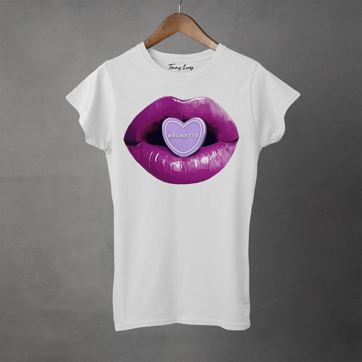 BRUNETTE - Women's T-Shirt