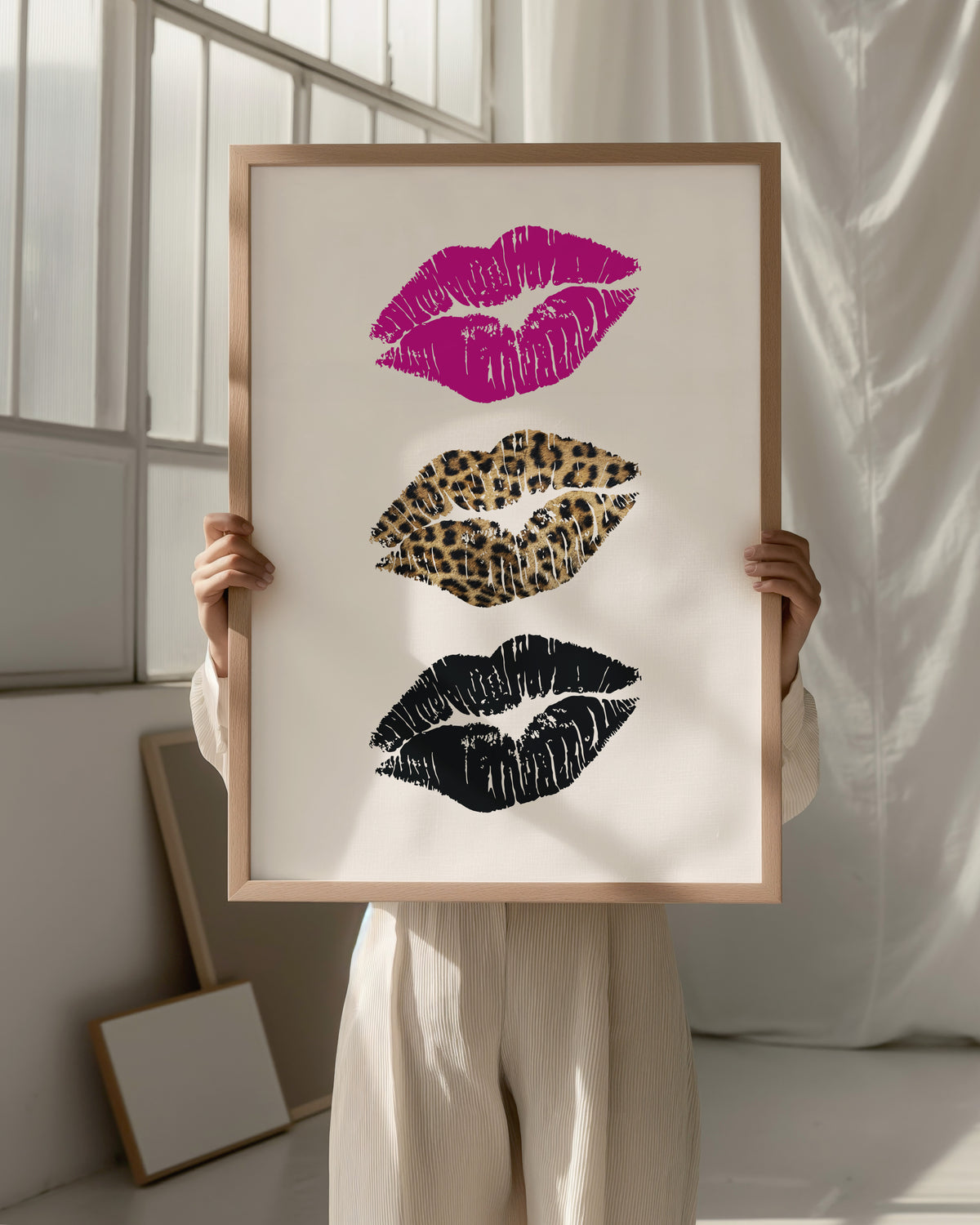 LIPSTICK KISSES